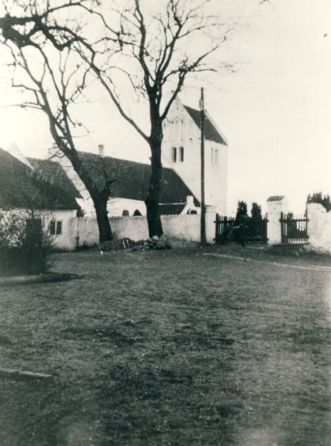 Asnæs Kirke (foto Bay)